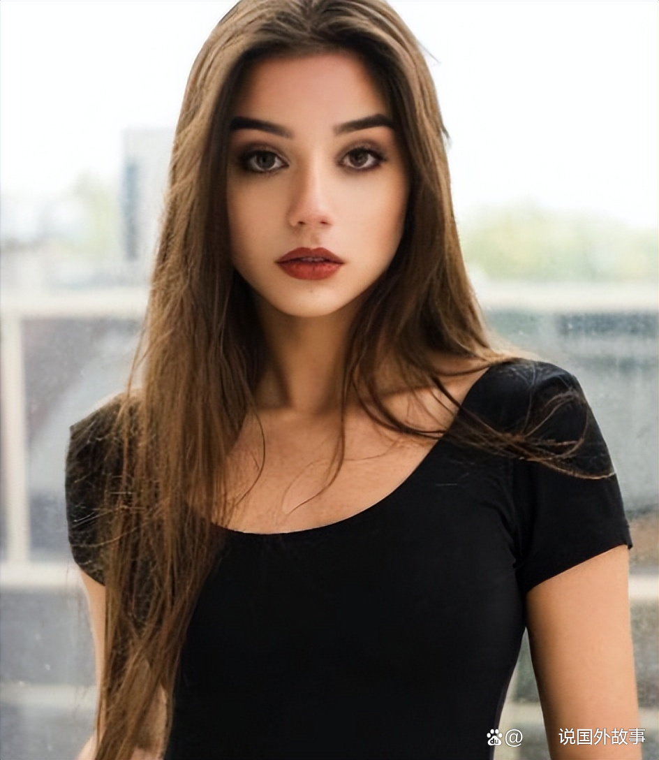 波兰女孩(波兰女孩阿厦)